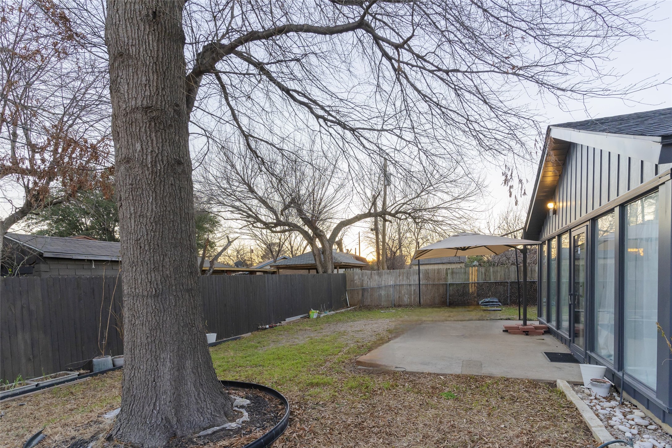 1620 W Northgate Drive Irving TX 75062