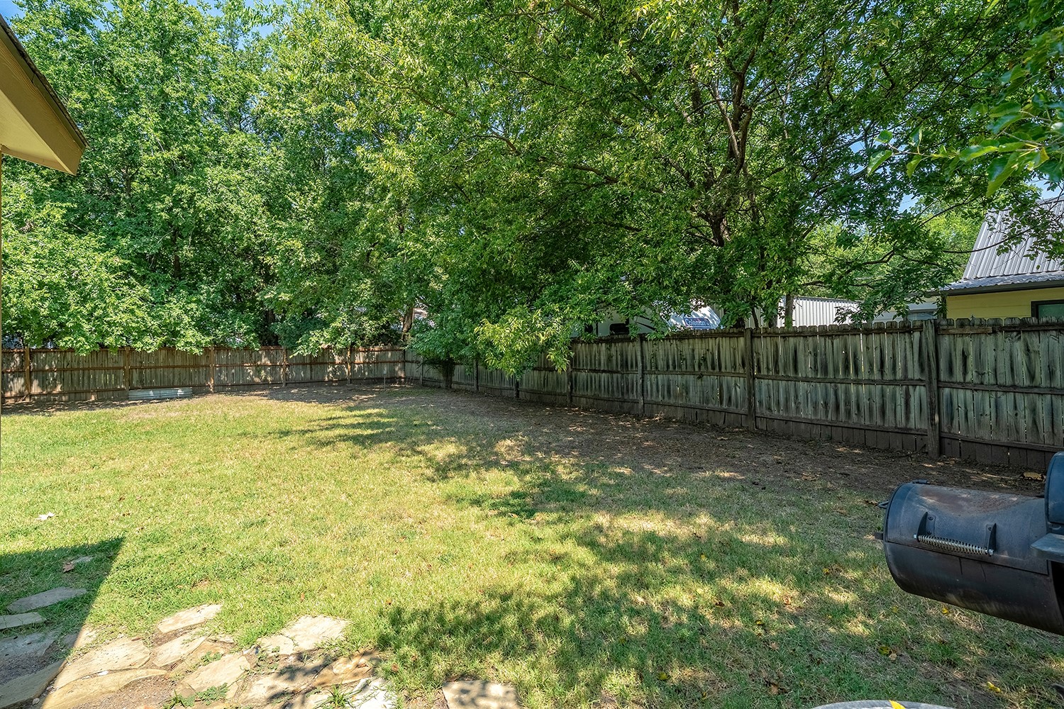 207 N Oneil Street Alvord TX 76225