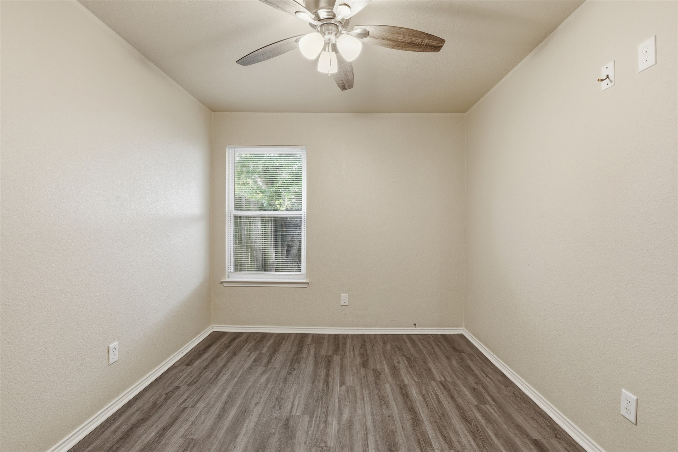 1452 Pine Lane Fort Worth TX 76140