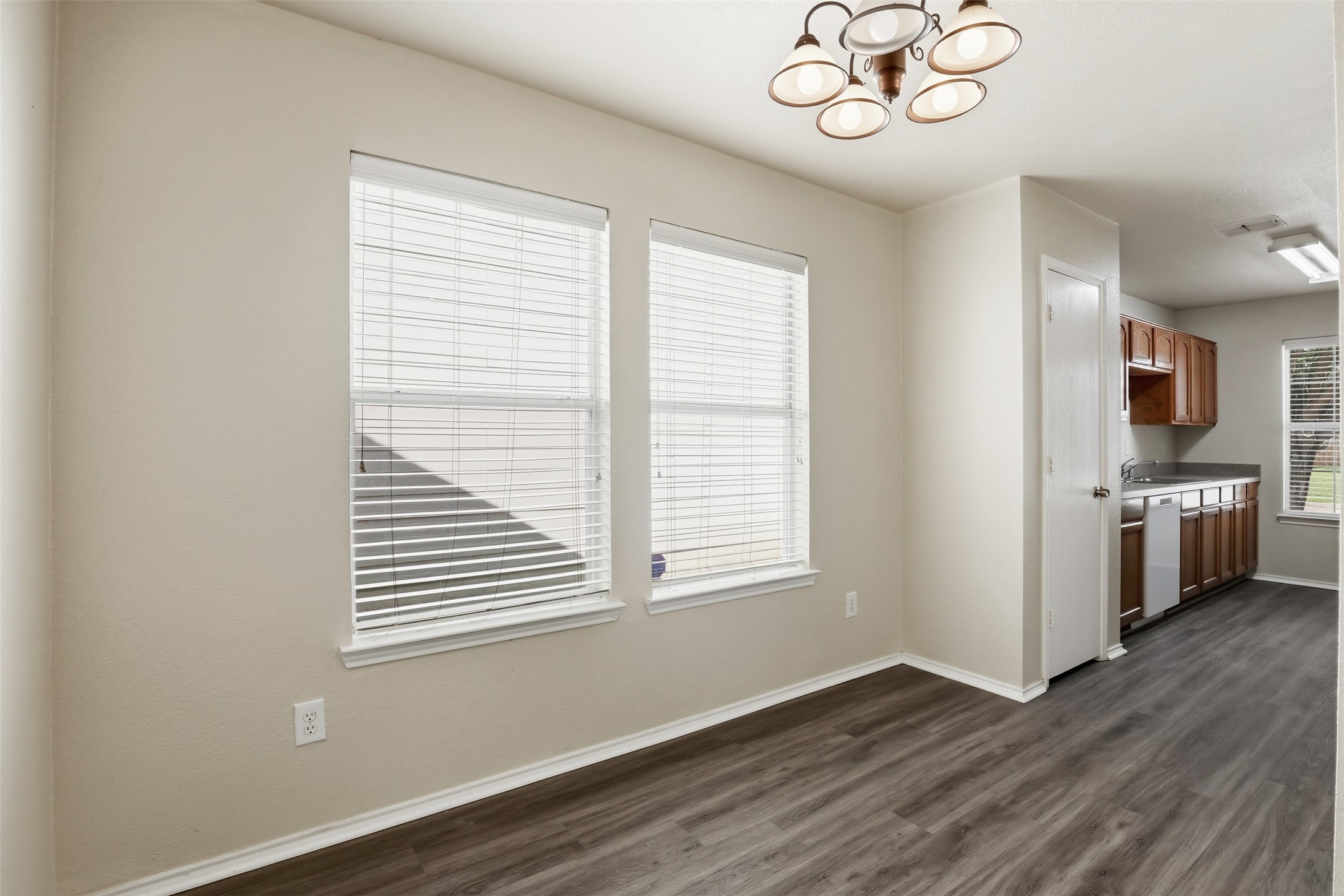 1452 Pine Lane Fort Worth TX 76140
