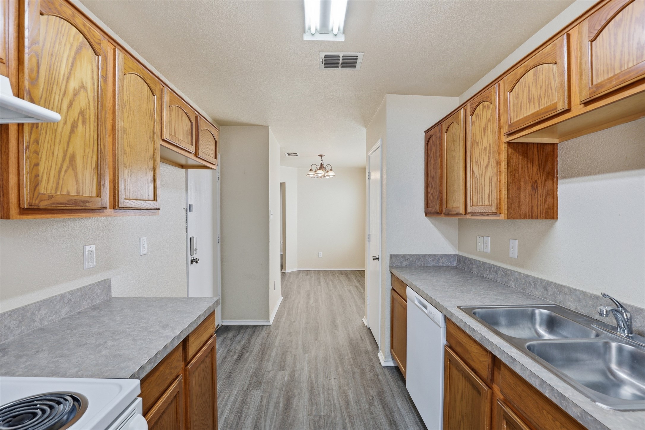 1452 Pine Lane Fort Worth TX 76140