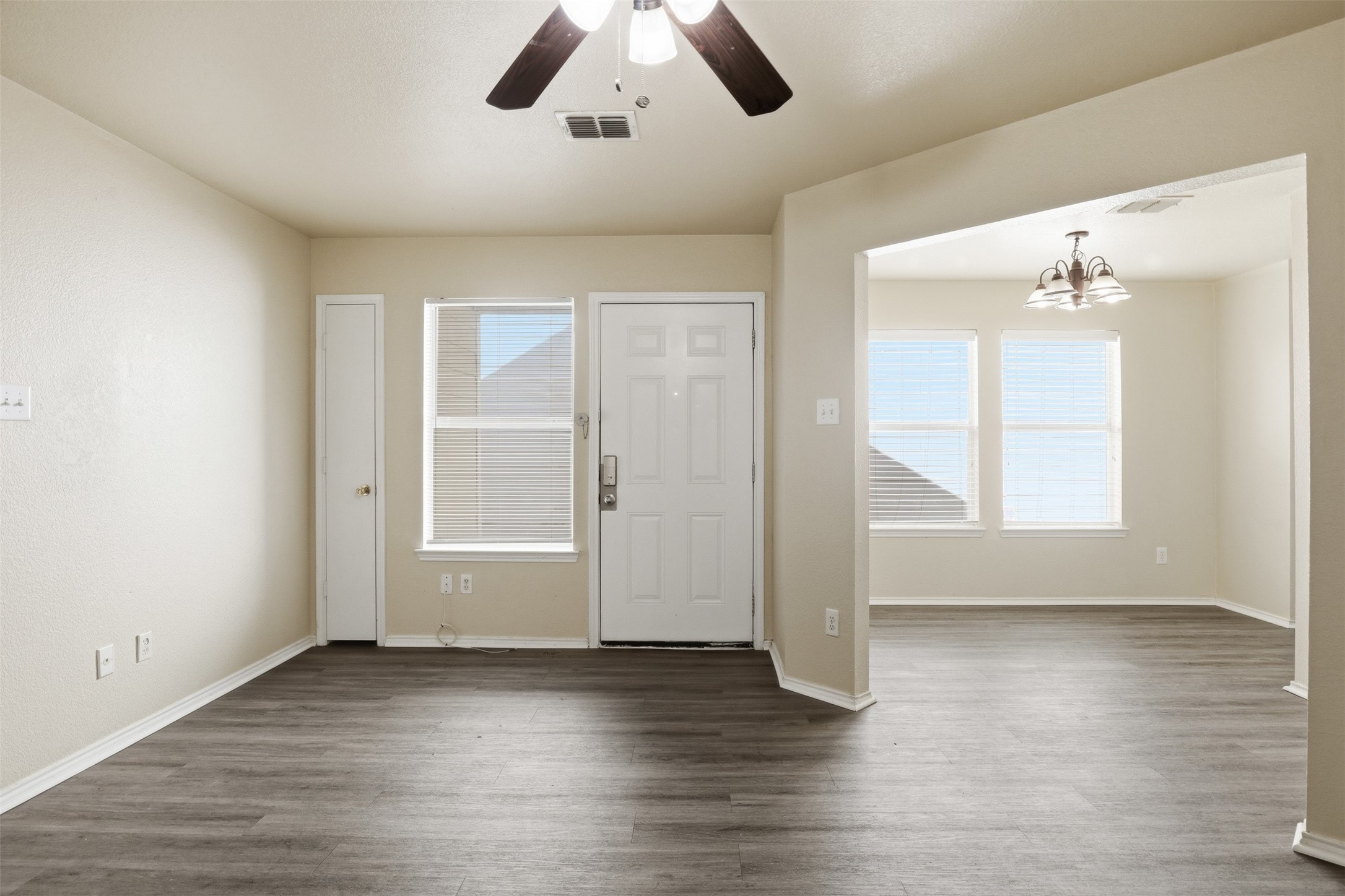 1452 Pine Lane Fort Worth TX 76140