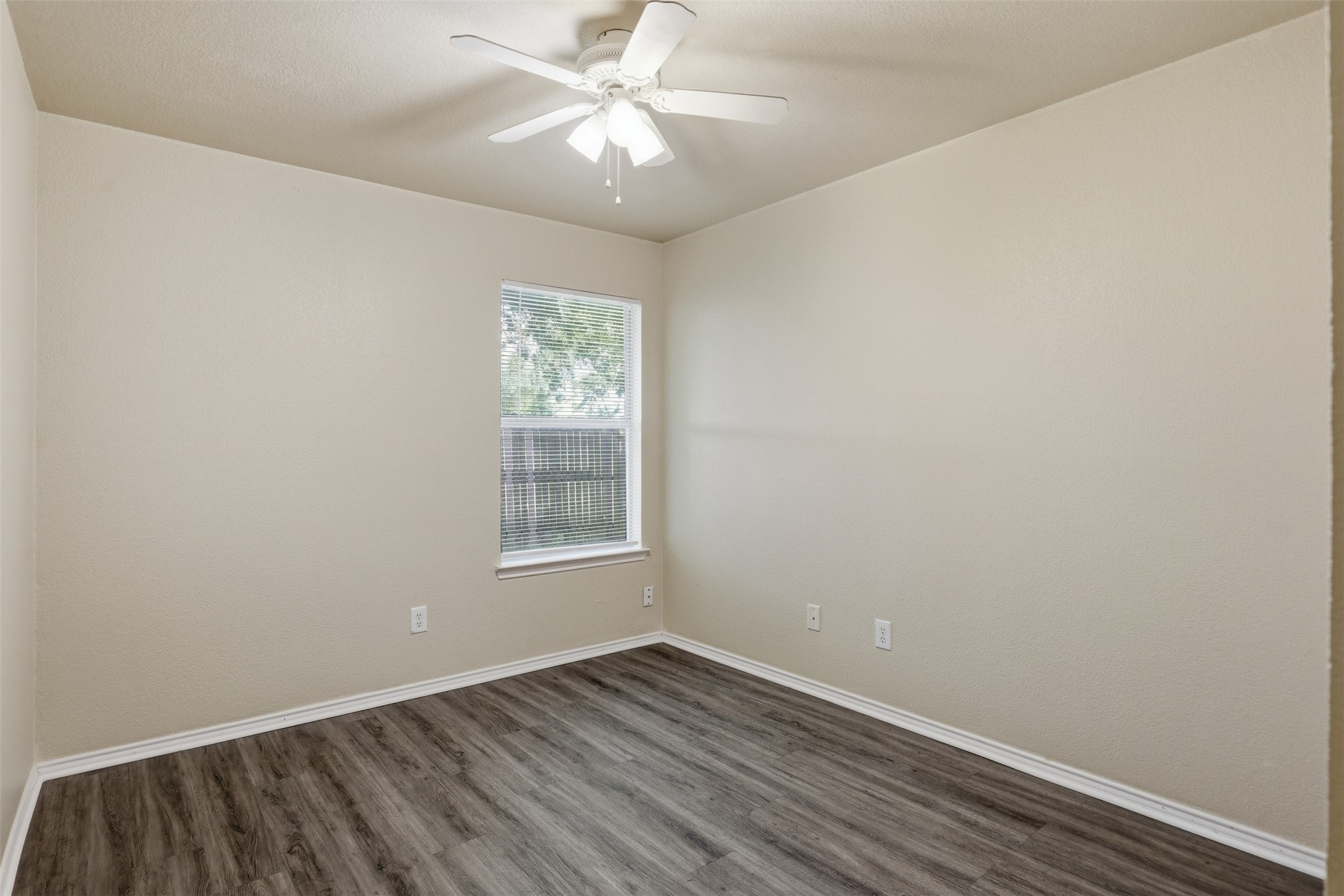 1452 Pine Lane Fort Worth TX 76140