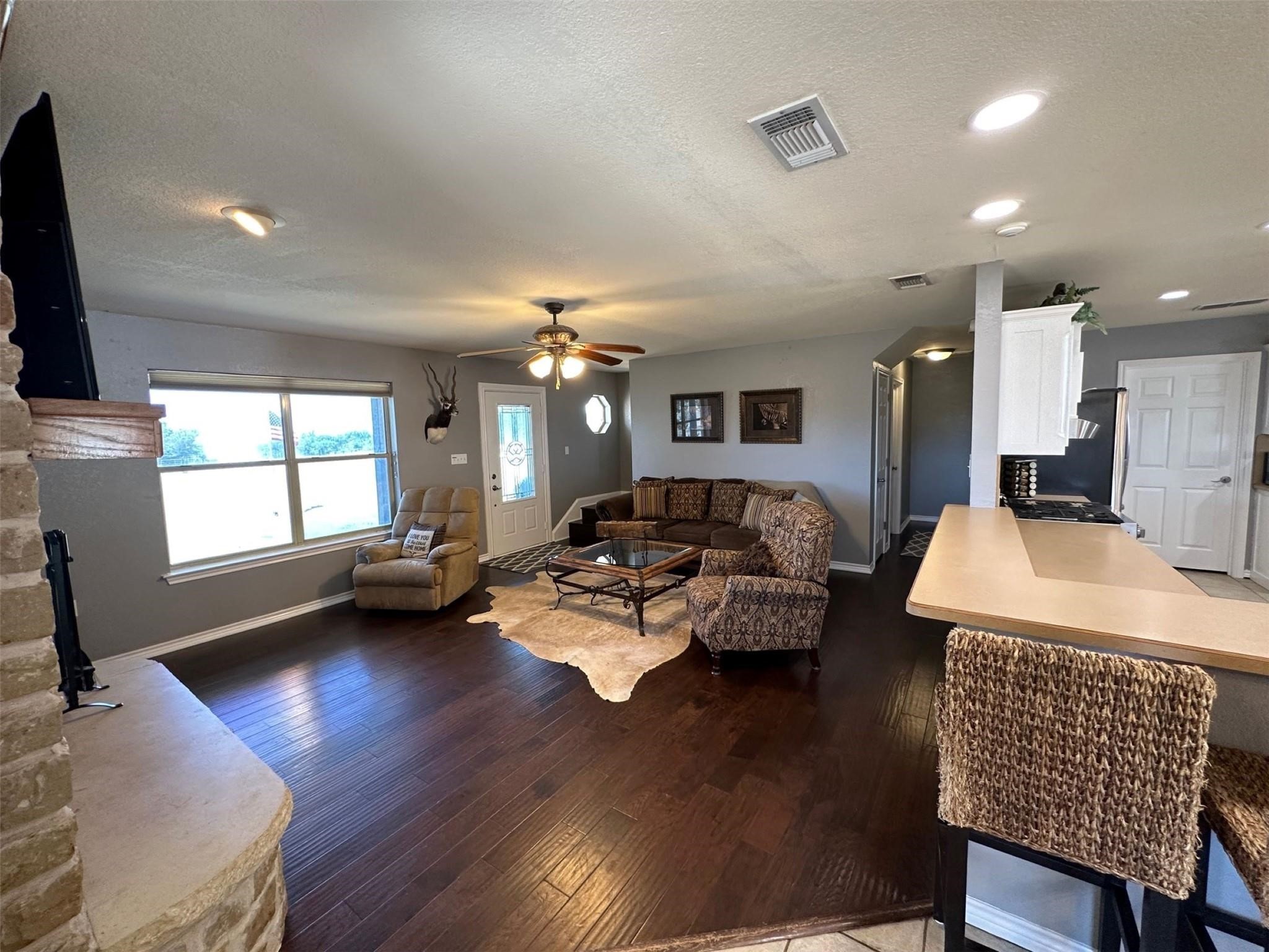 2901 Wind Mill Court Tolar TX 76476