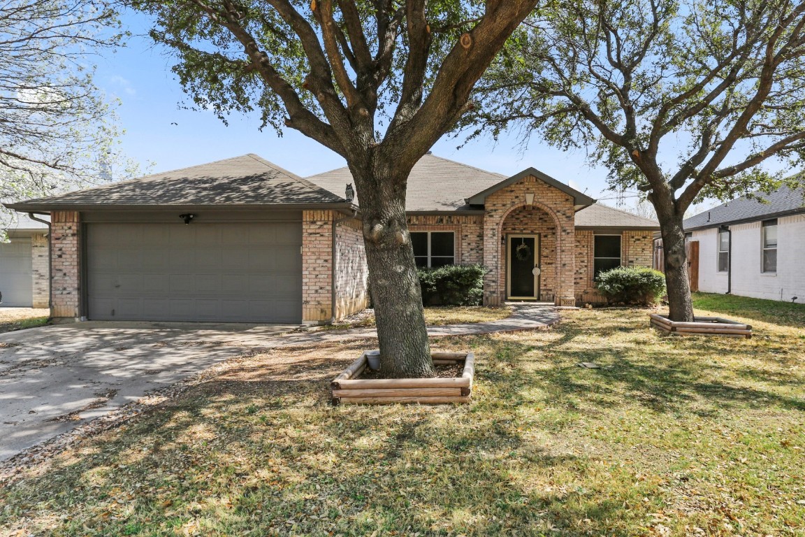 1032 Hiawatha Court Saginaw TX 76131