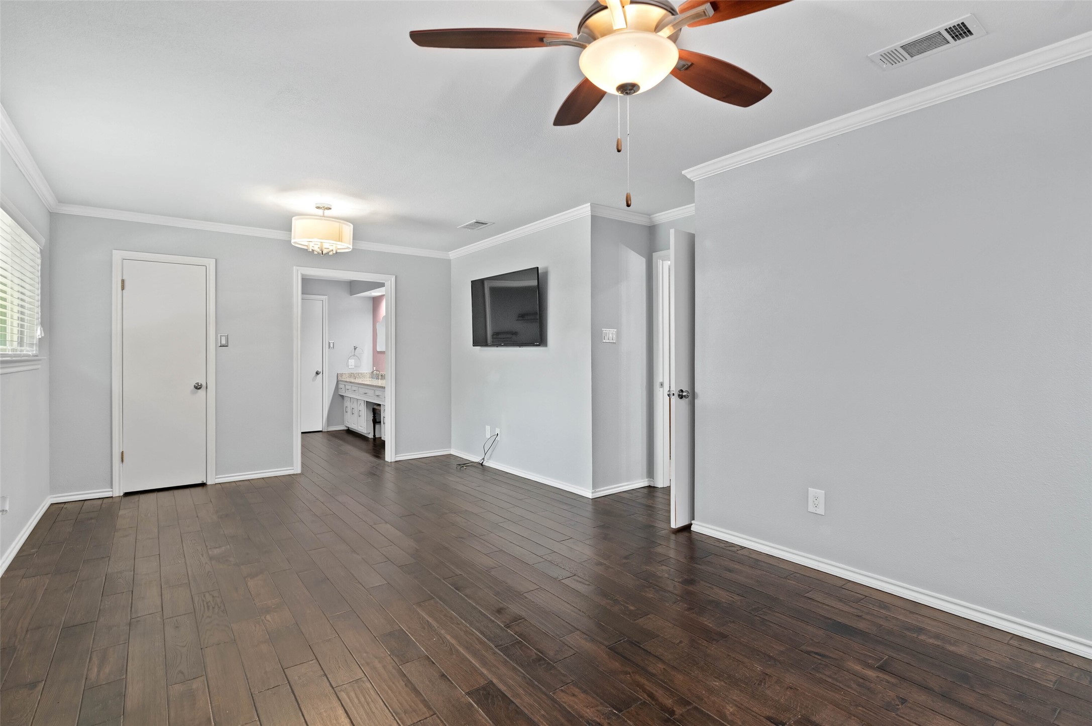 2005 Prince John Drive Grand Prairie TX 75050