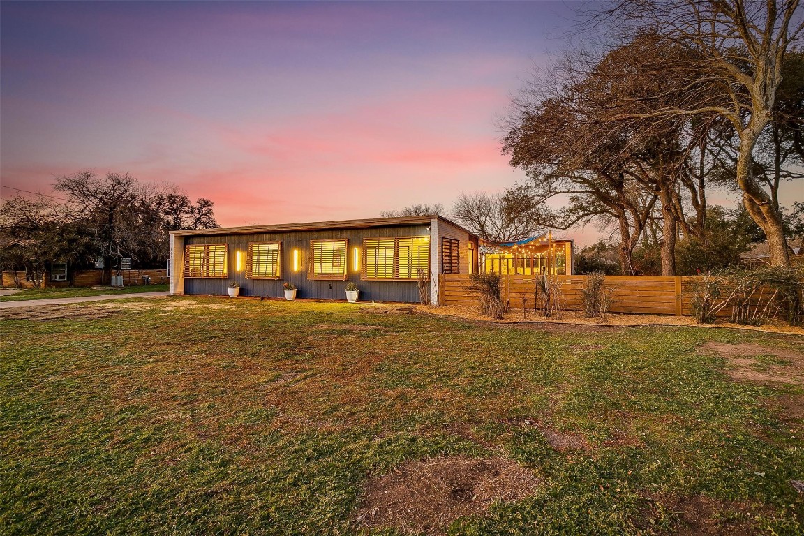 804 Norton Street Weatherford TX 76086