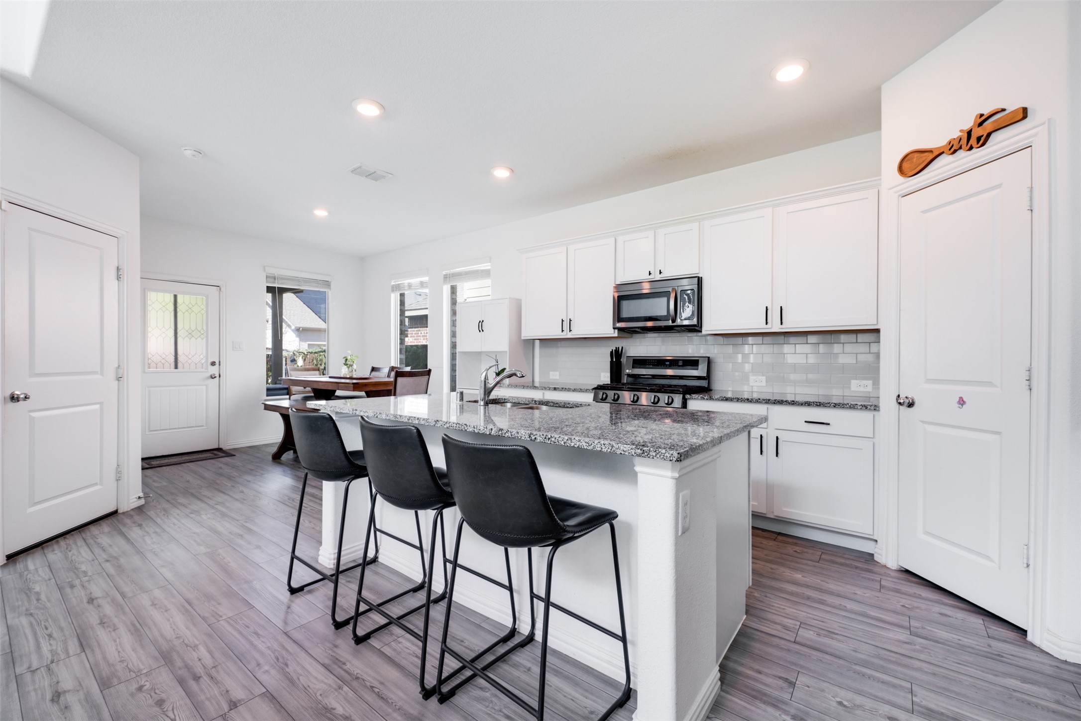 5418 Riverwalk Parkway Garland TX 75040