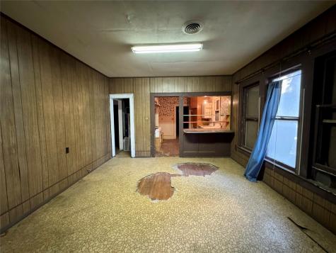 807 N Marable Street West TX 76691