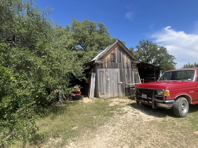 707 County Road 426 Purmela TX 76566