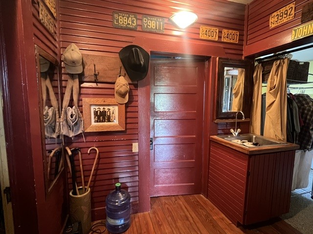 707 County Road 426 Purmela TX 76566
