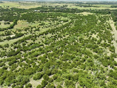 707 County Road 426 Purmela TX 76566