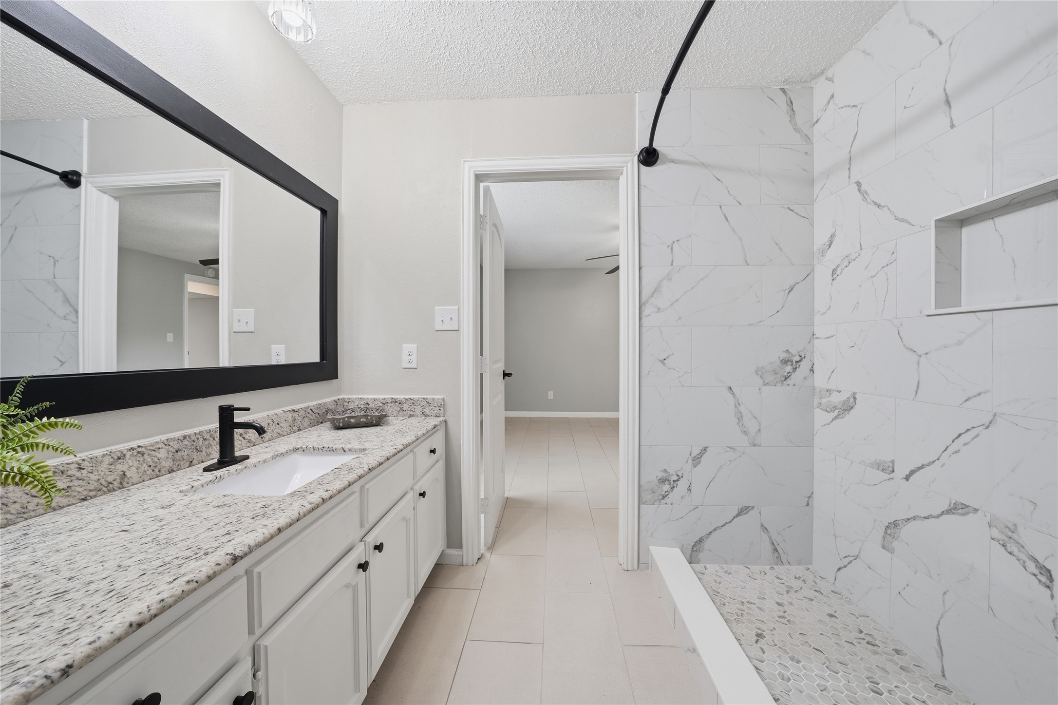 4723 Crest Drive Arlington TX 76017