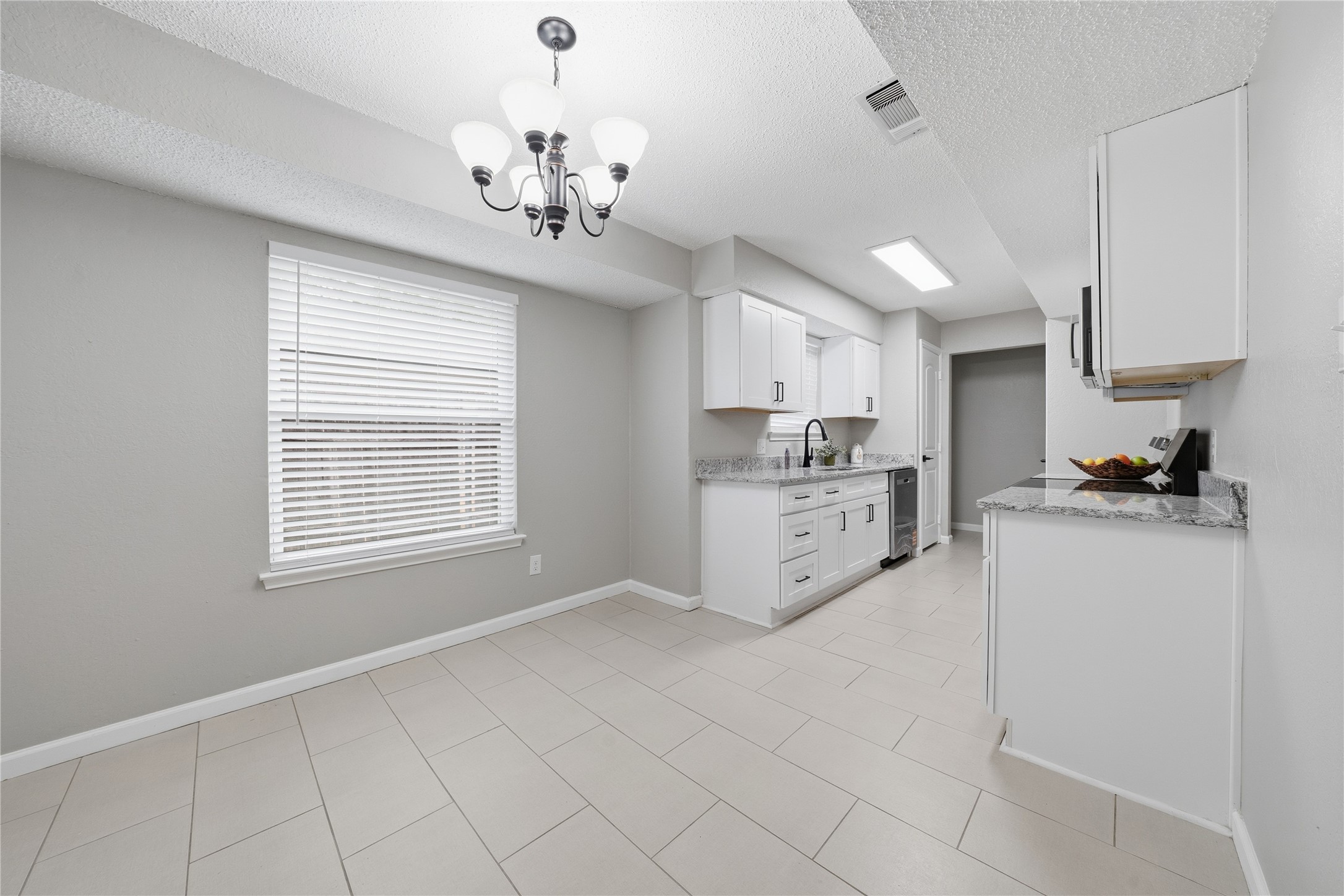 4723 Crest Drive Arlington TX 76017