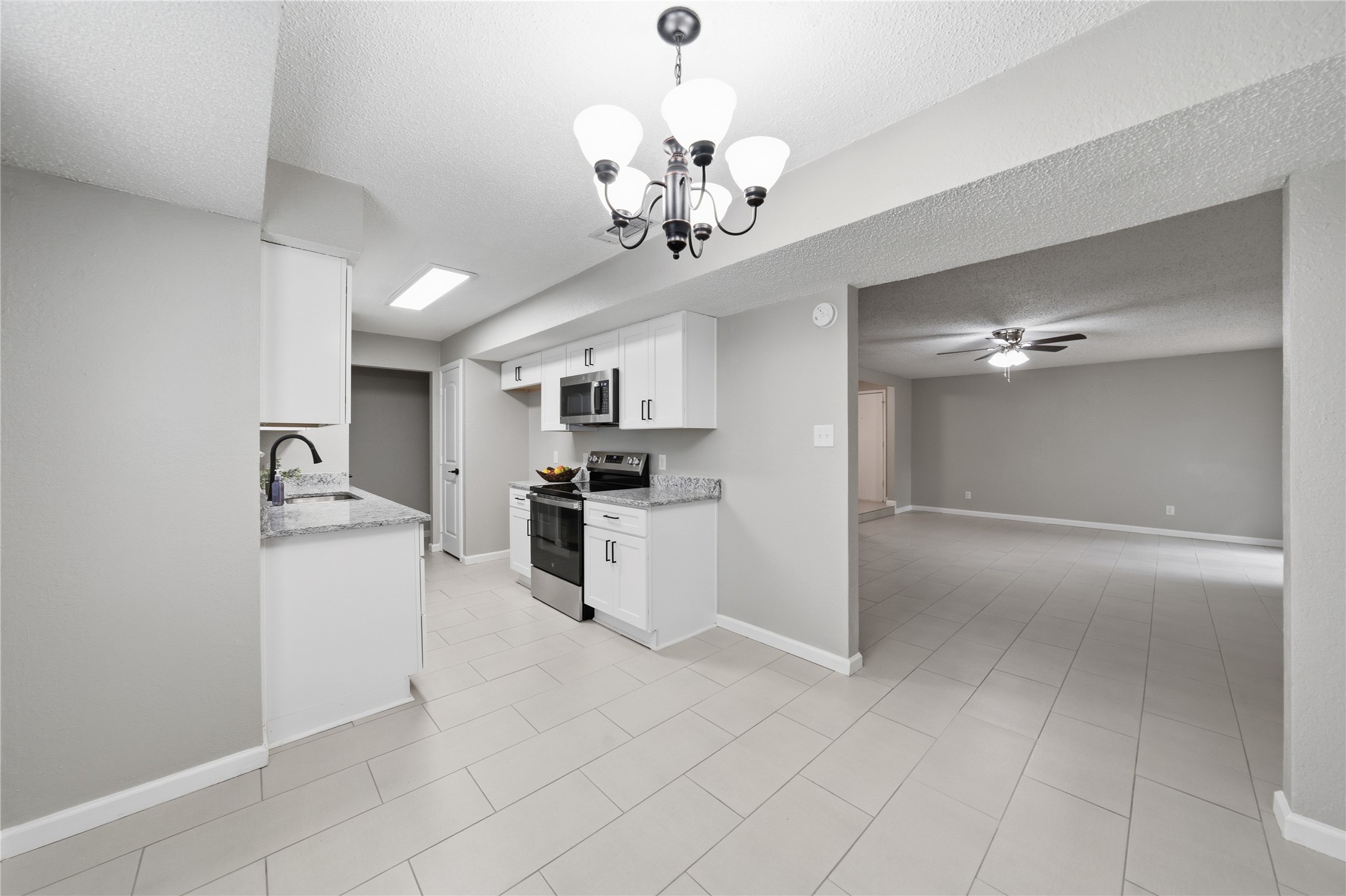 4723 Crest Drive Arlington TX 76017