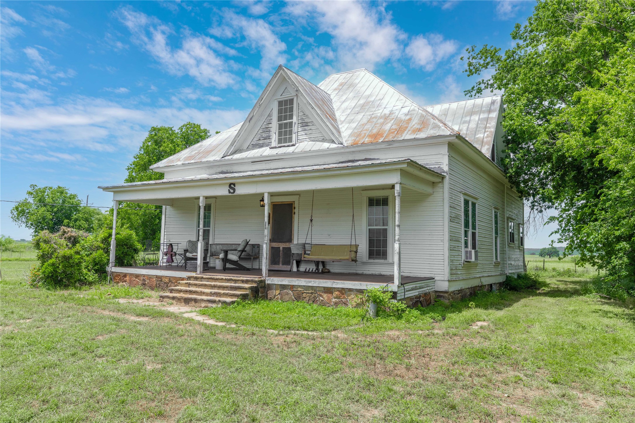 5835 Fm 1480 San Saba TX 76877
