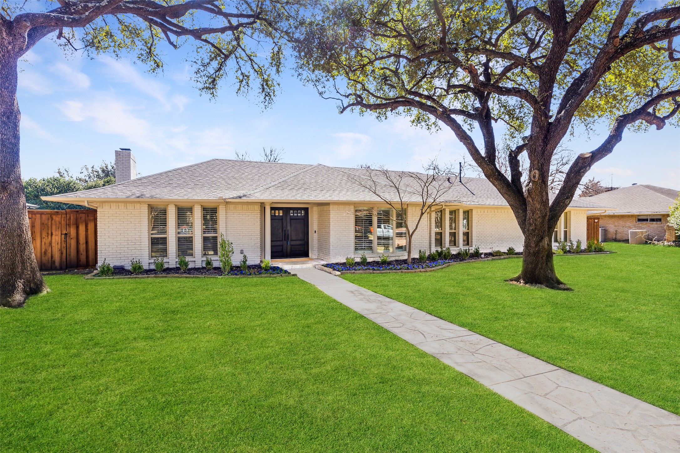 4048 Myerwood Lane Dallas TX 75244