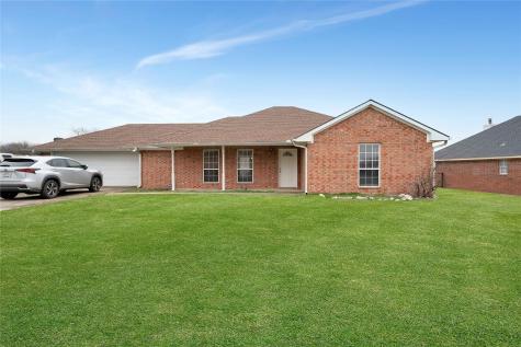 201 E College Street Gunter TX 75058
