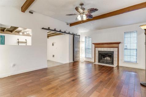 634 S Waxahachie Street Mansfield TX 76063
