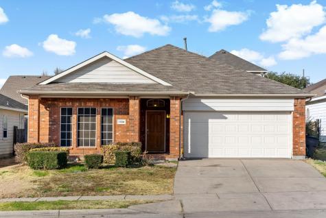 1108 Blackburn Drive Fort Worth TX 76120