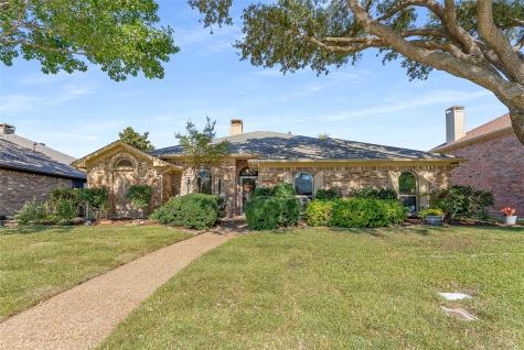 1203 Babbling Brook Drive Lewisville TX 75067