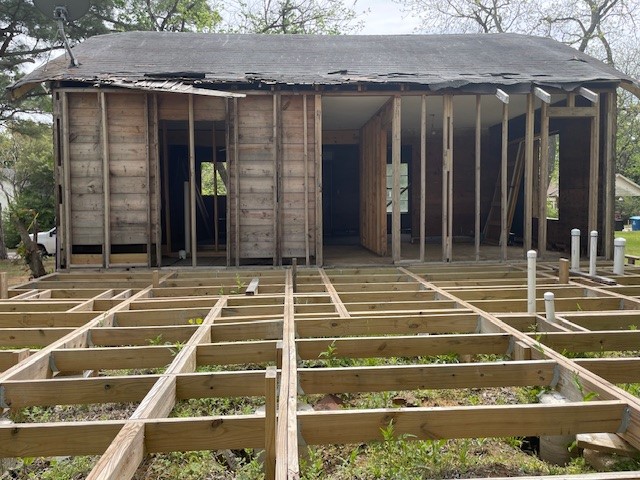 515 E Murray Street Denison TX 75021