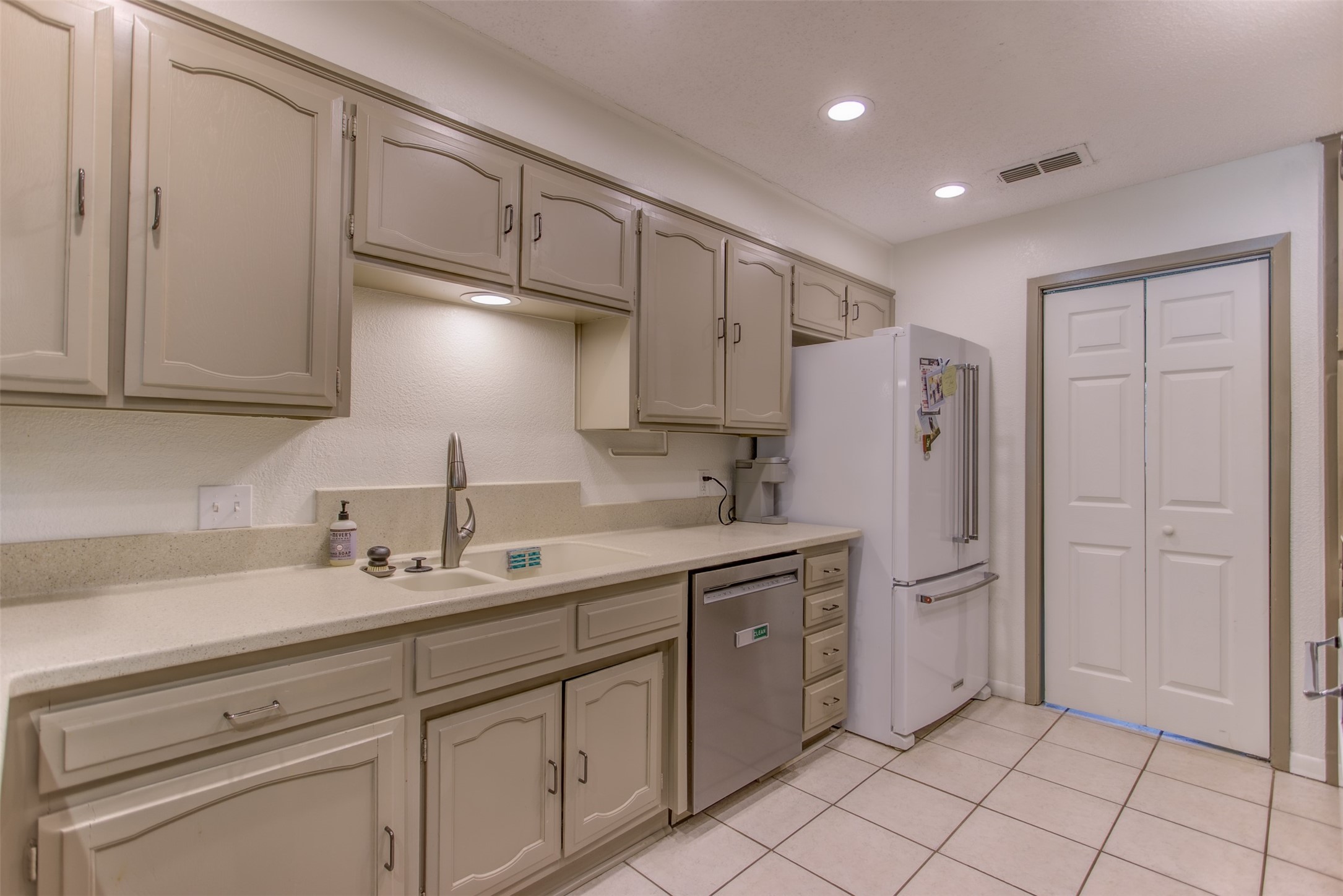 9901 Ivy Leaf Lane Fort Worth TX 76108