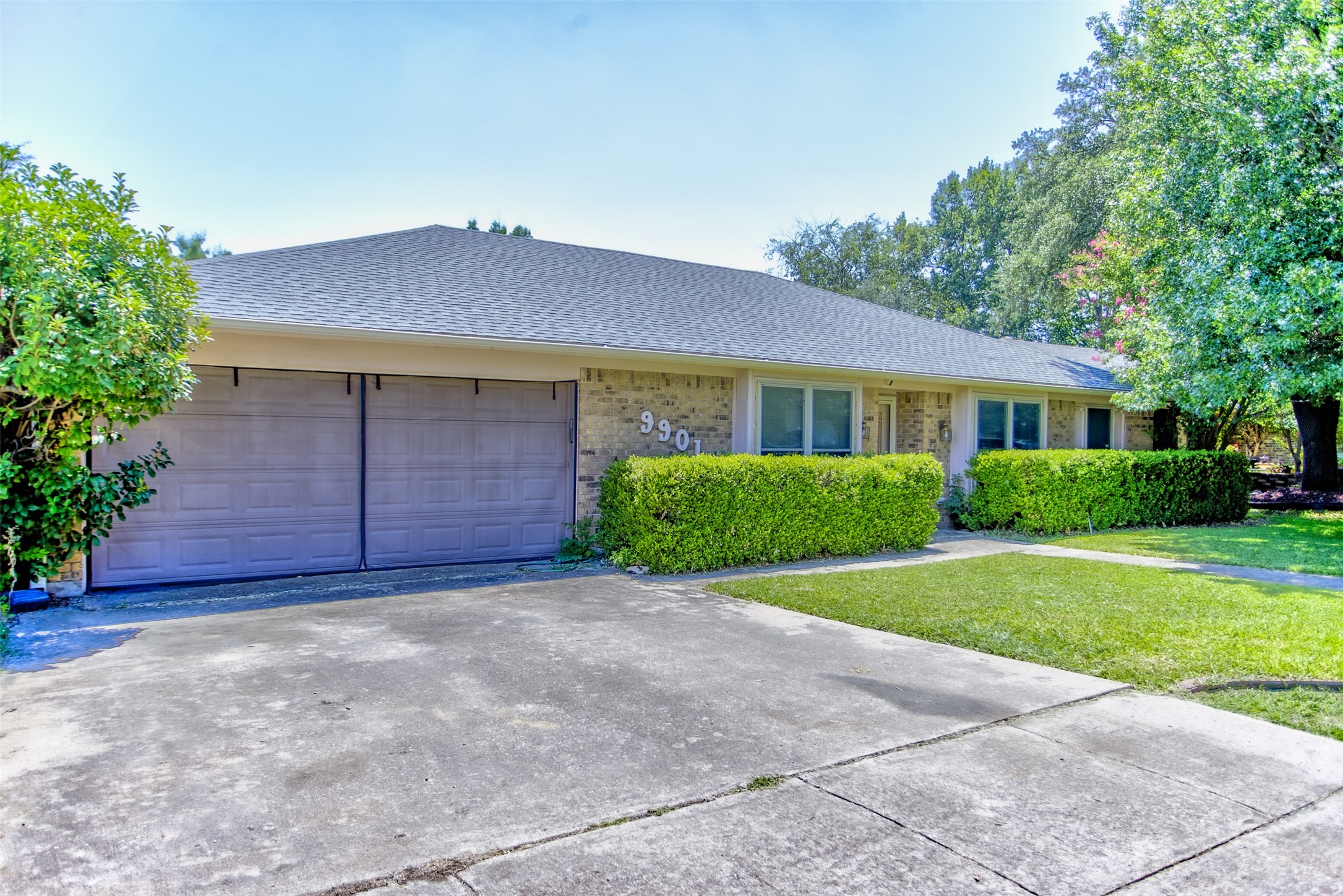 9901 Ivy Leaf Lane Fort Worth TX 76108