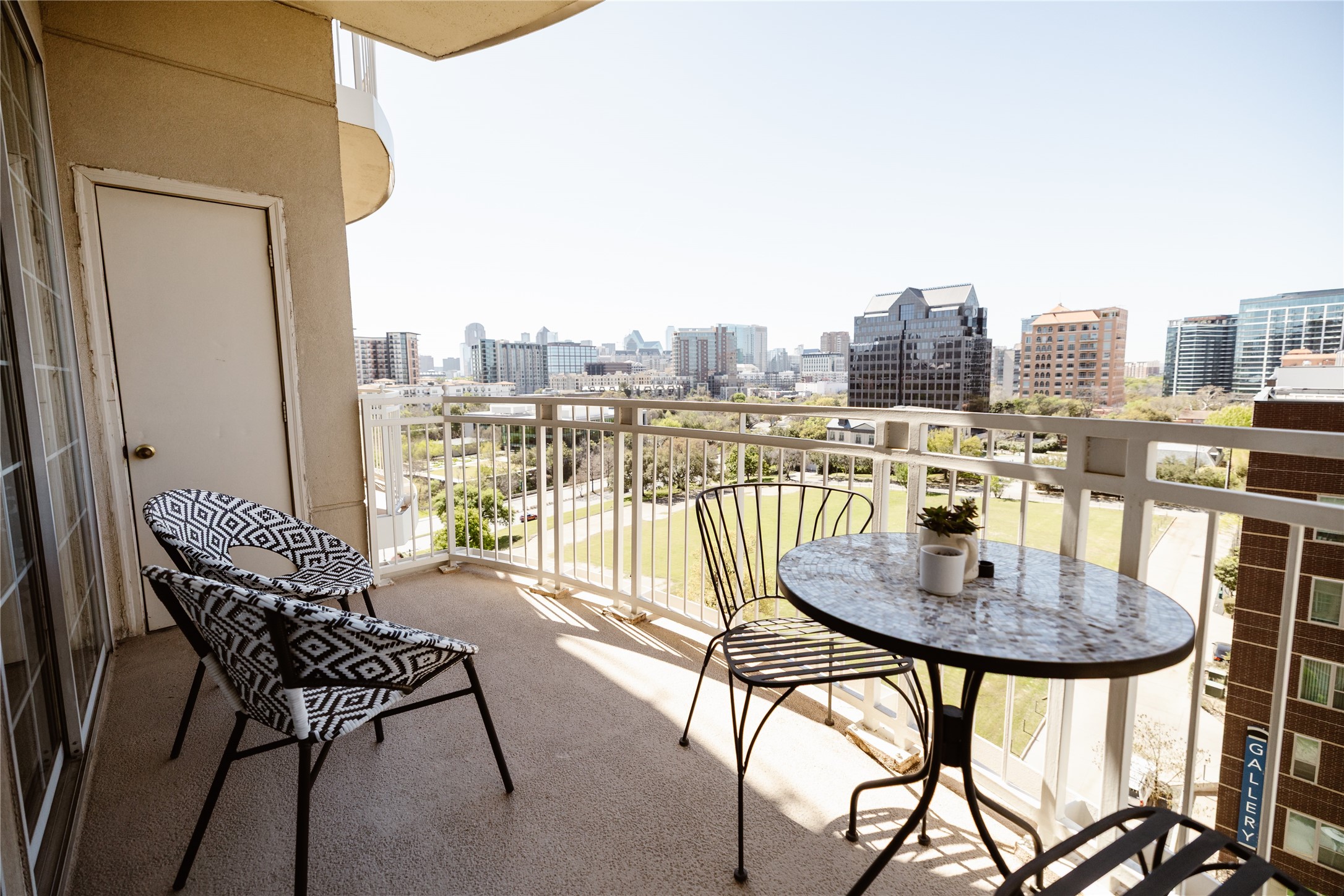 3225 Turtle Creek Boulevard Dallas TX 75219