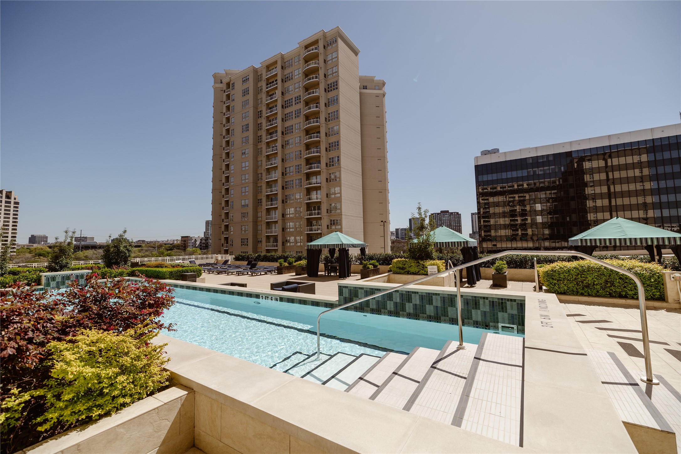 3225 Turtle Creek Boulevard Dallas TX 75219