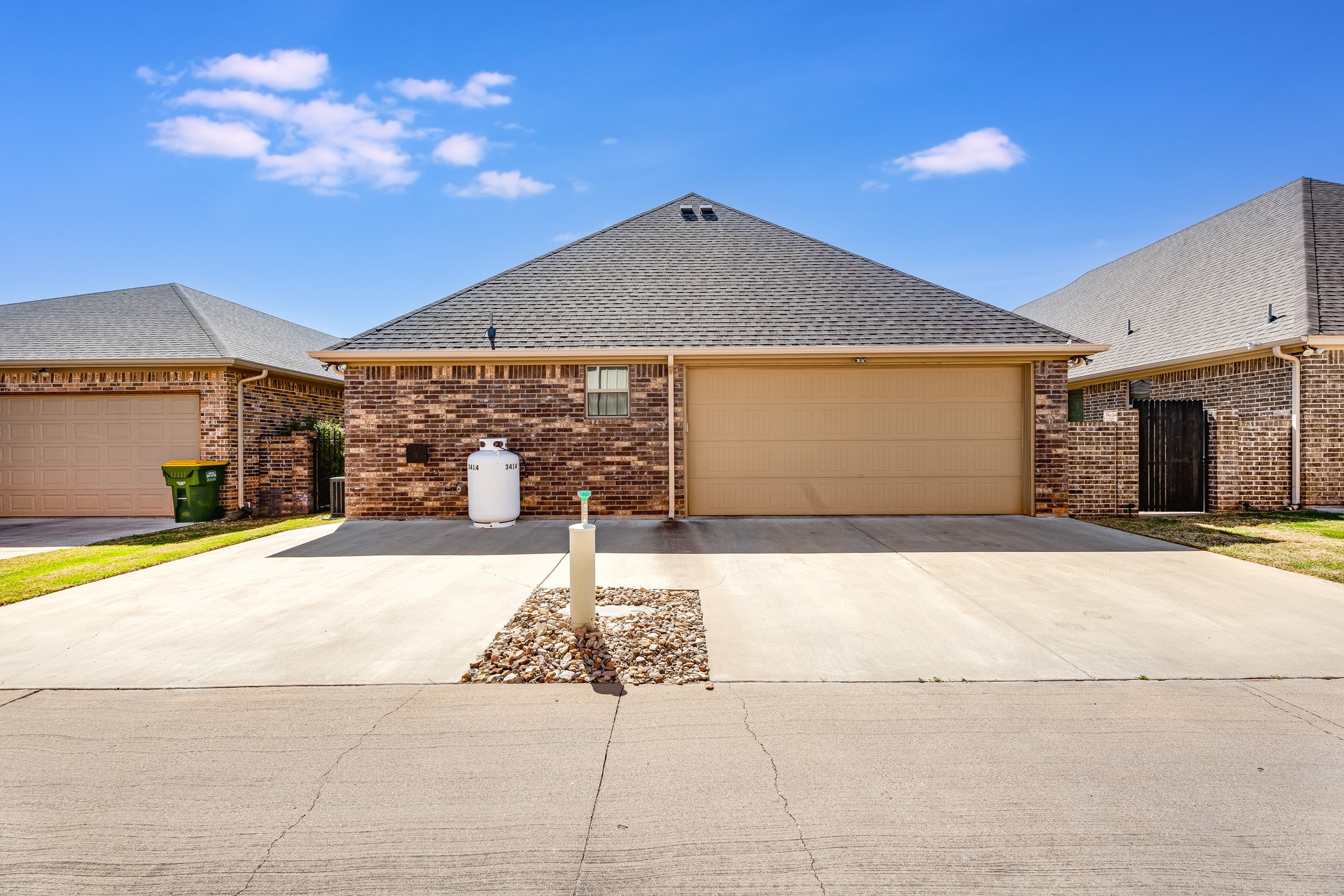 3414 Fountain Way Granbury TX 76049
