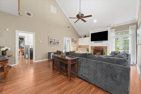 626 Creekbend Drive Mesquite TX 75149