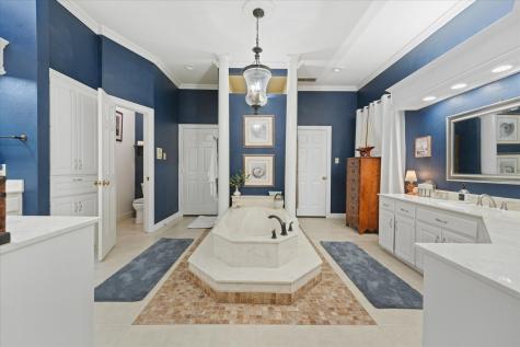 626 Creekbend Drive Mesquite TX 75149