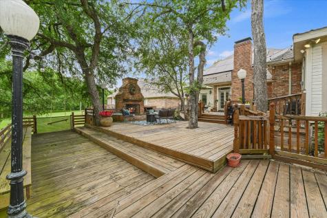 626 Creekbend Drive Mesquite TX 75149
