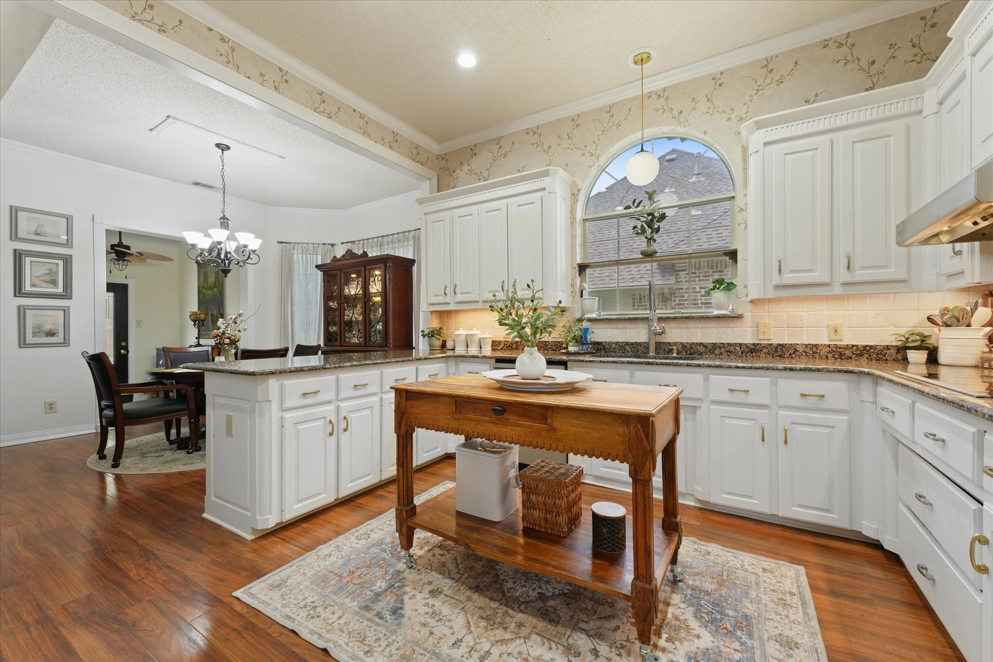 626 Creekbend Drive Mesquite TX 75149