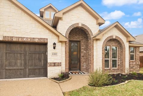 4302 Gleneagles Mansfield TX 76063