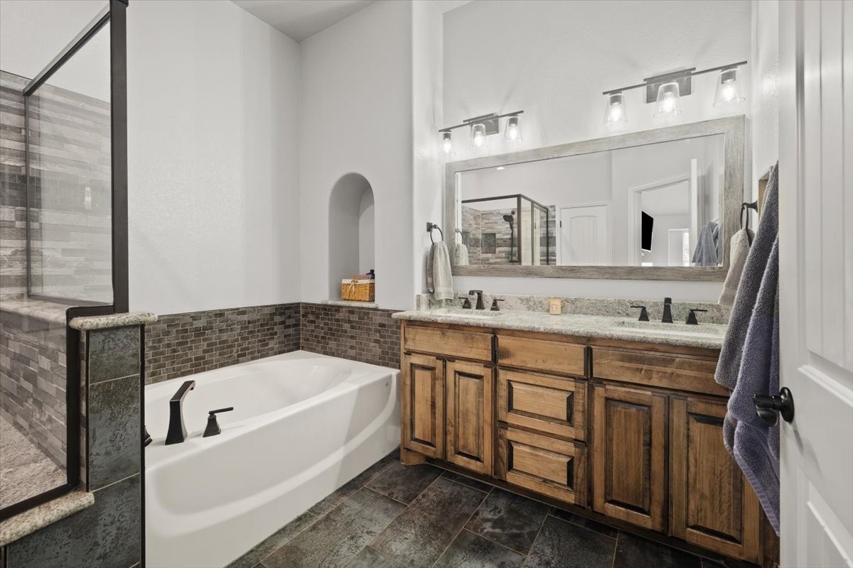 4302 Gleneagles Mansfield TX 76063