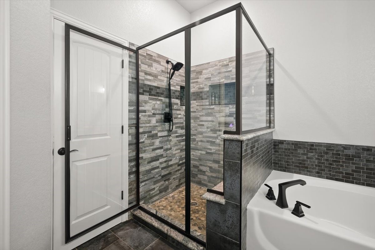 4302 Gleneagles Mansfield TX 76063