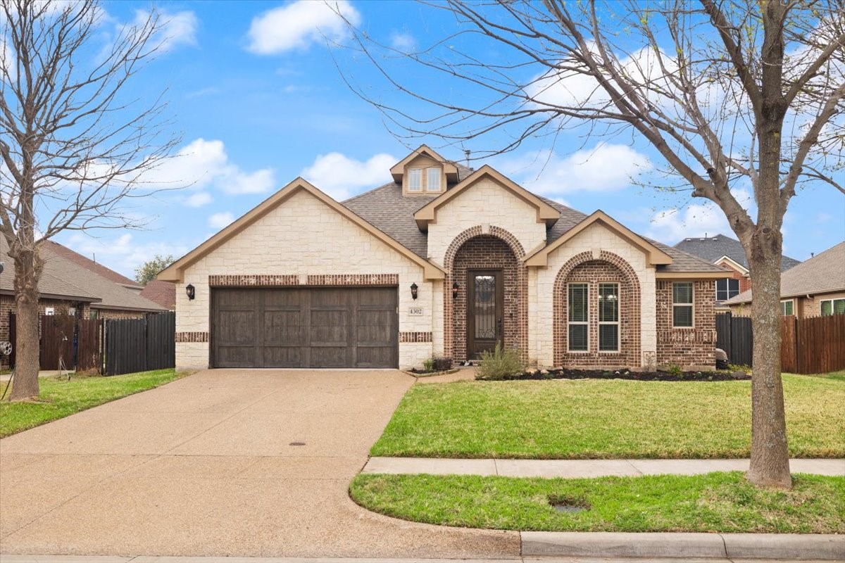 4302 Gleneagles Mansfield TX 76063