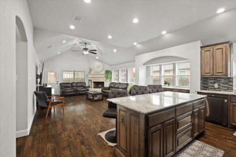 4302 Gleneagles Mansfield TX 76063