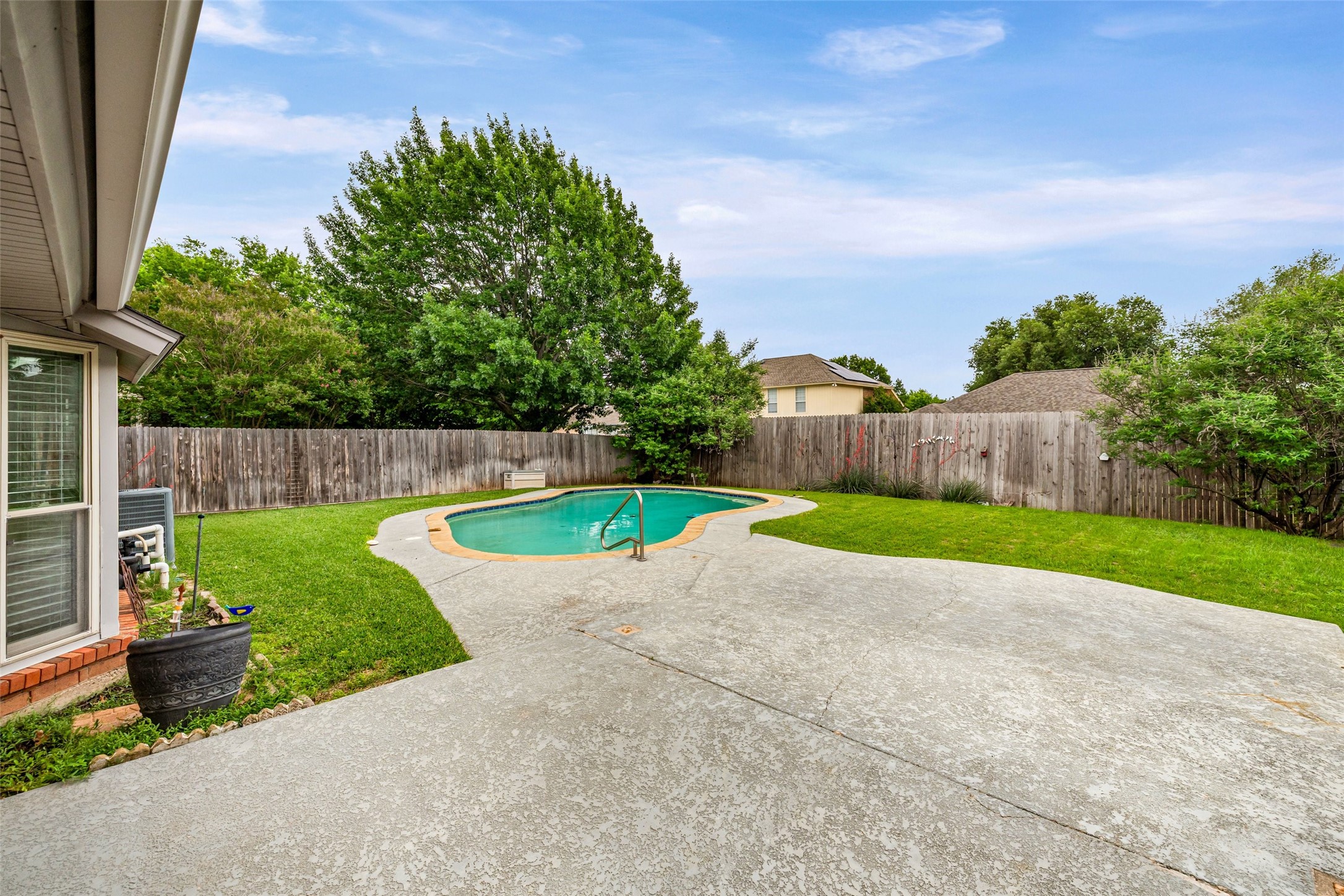 7408 Sean Drive North Richland Hills TX 76182