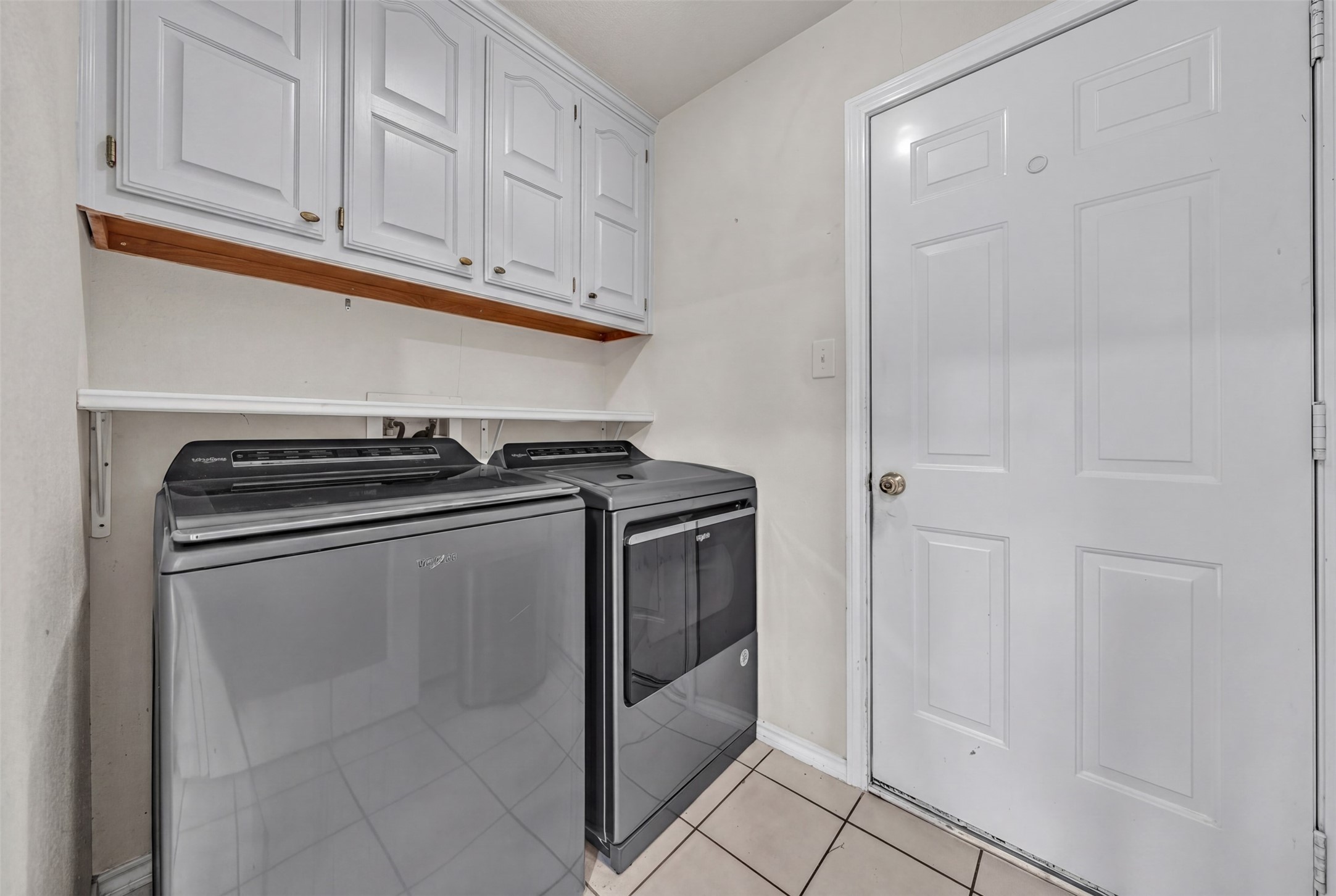 1557 Woodbee Court Azle TX 76020