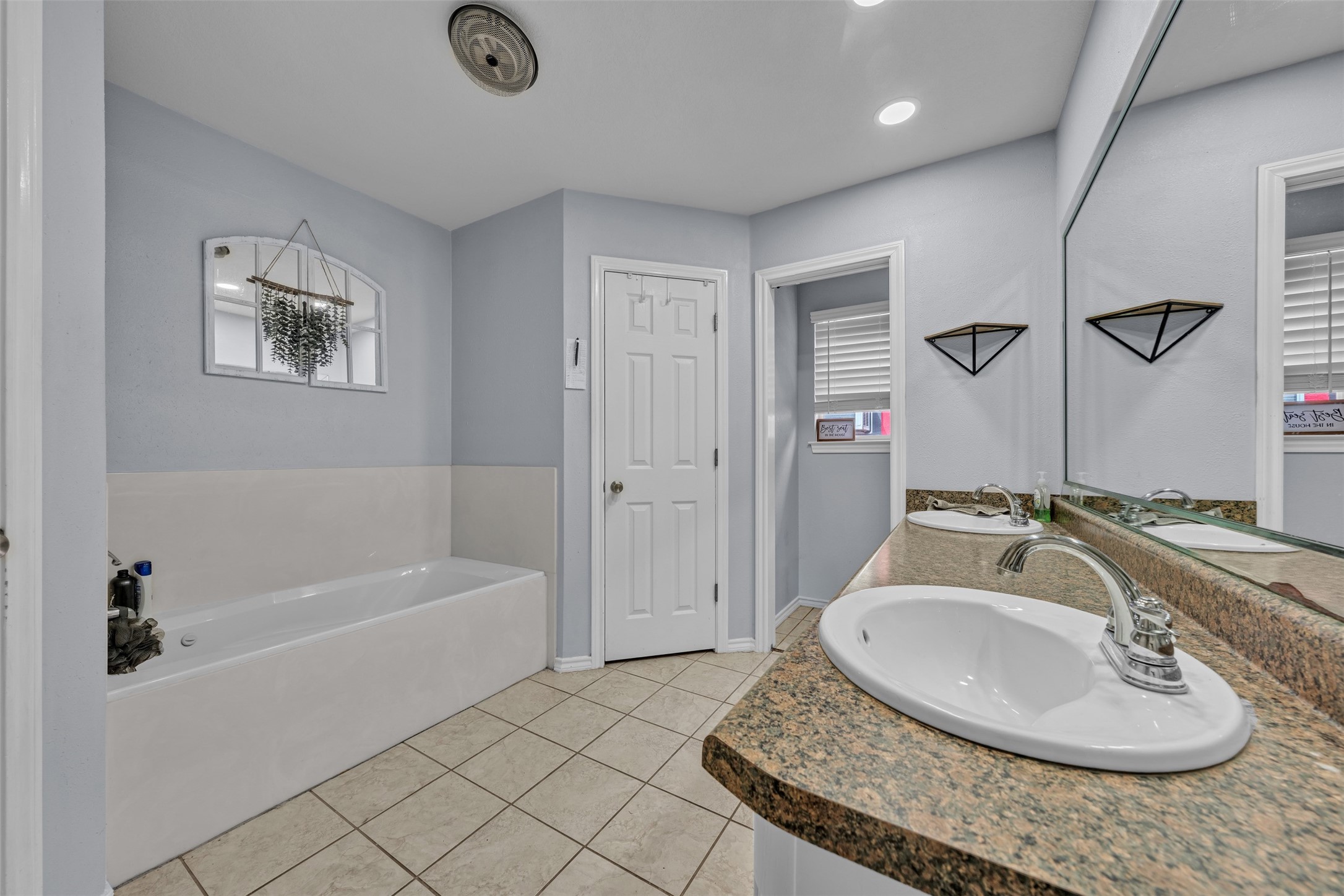 1557 Woodbee Court Azle TX 76020