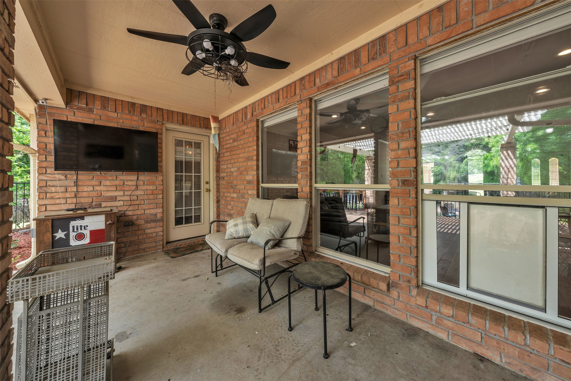 1557 Woodbee Court Azle TX 76020