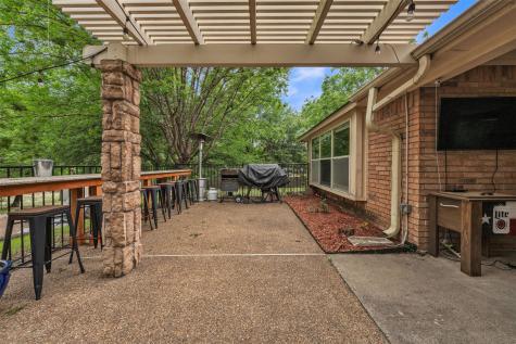 1557 Woodbee Court Azle TX 76020