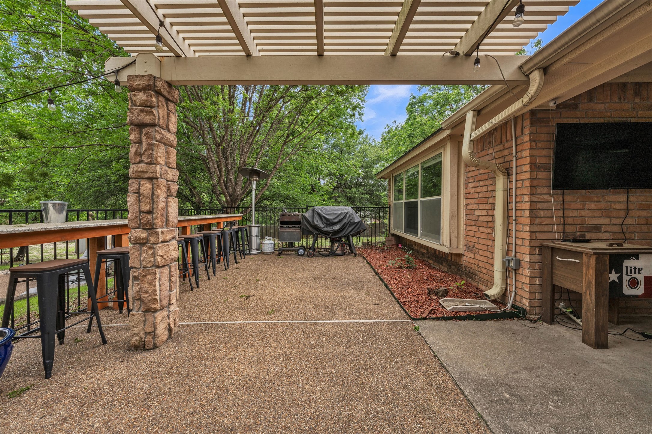 1557 Woodbee Court Azle TX 76020