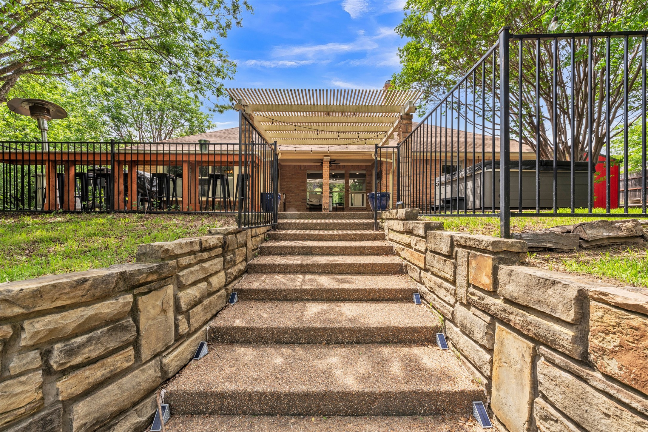 1557 Woodbee Court Azle TX 76020