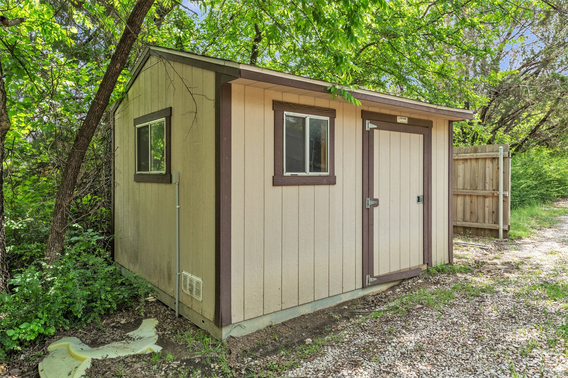 1557 Woodbee Court Azle TX 76020