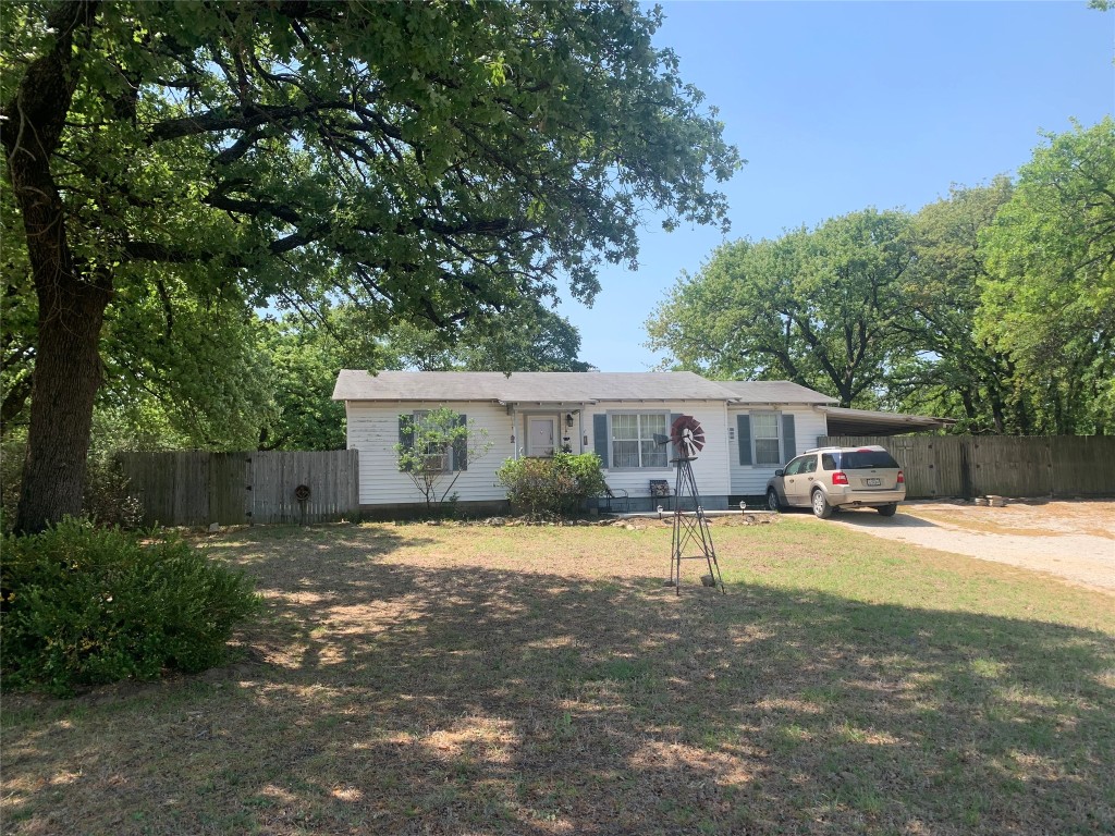 912 Dunaway Lane Azle TX 76020