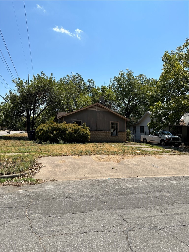2700 Parrott Avenue Waco TX 76707